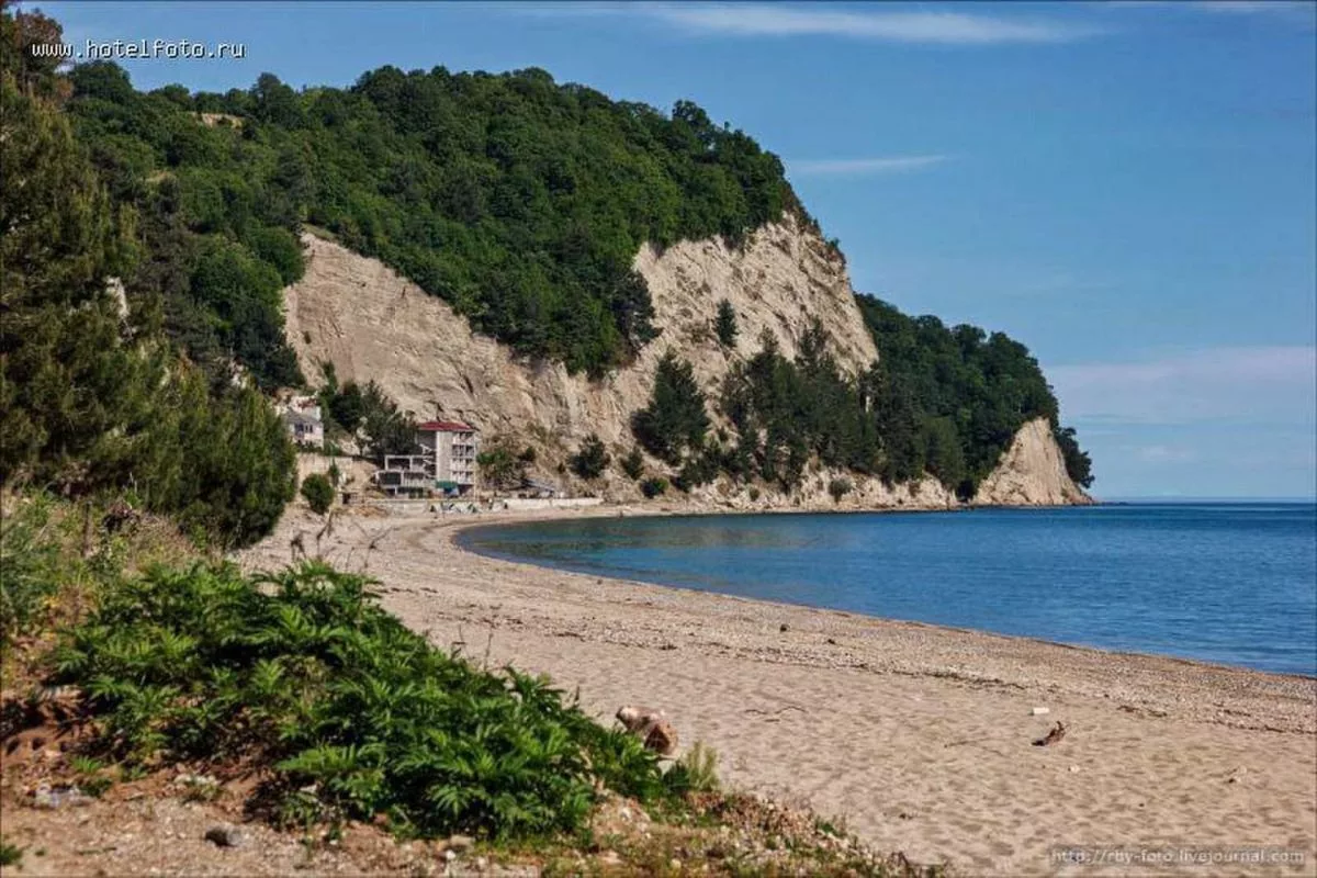 Пицунду,Рыбзавод, село Агараки.