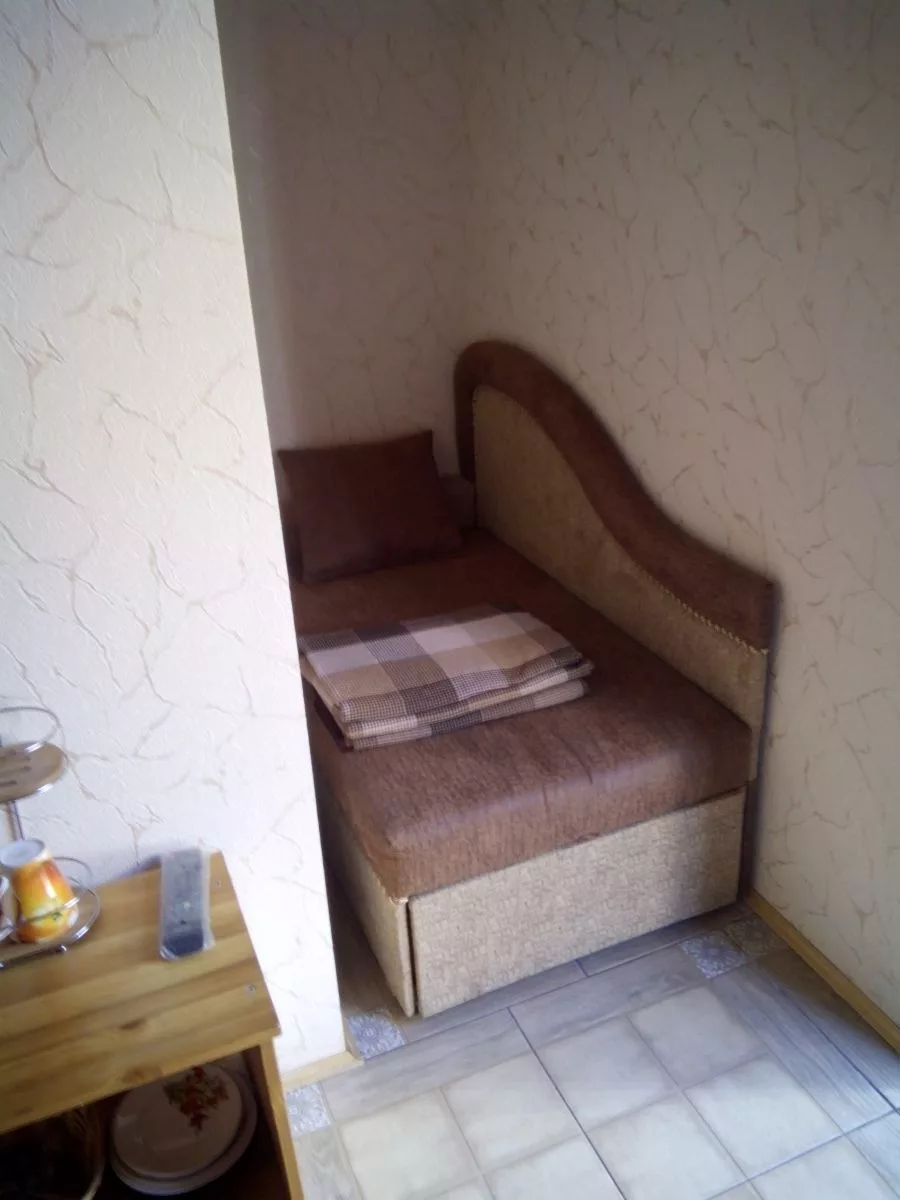 Отдых  в Новом Афоне у берега моря.
